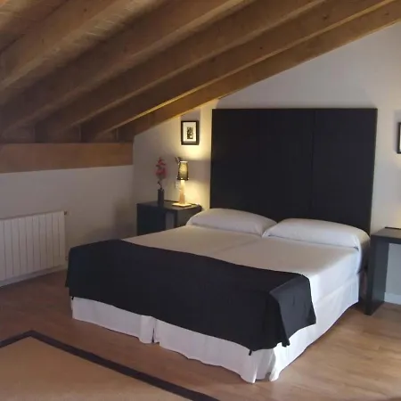 Отель Sotobosque